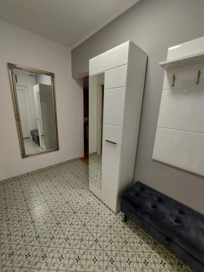 Apartman Jelena Apartment Sremska Mitrovica Exterior photo