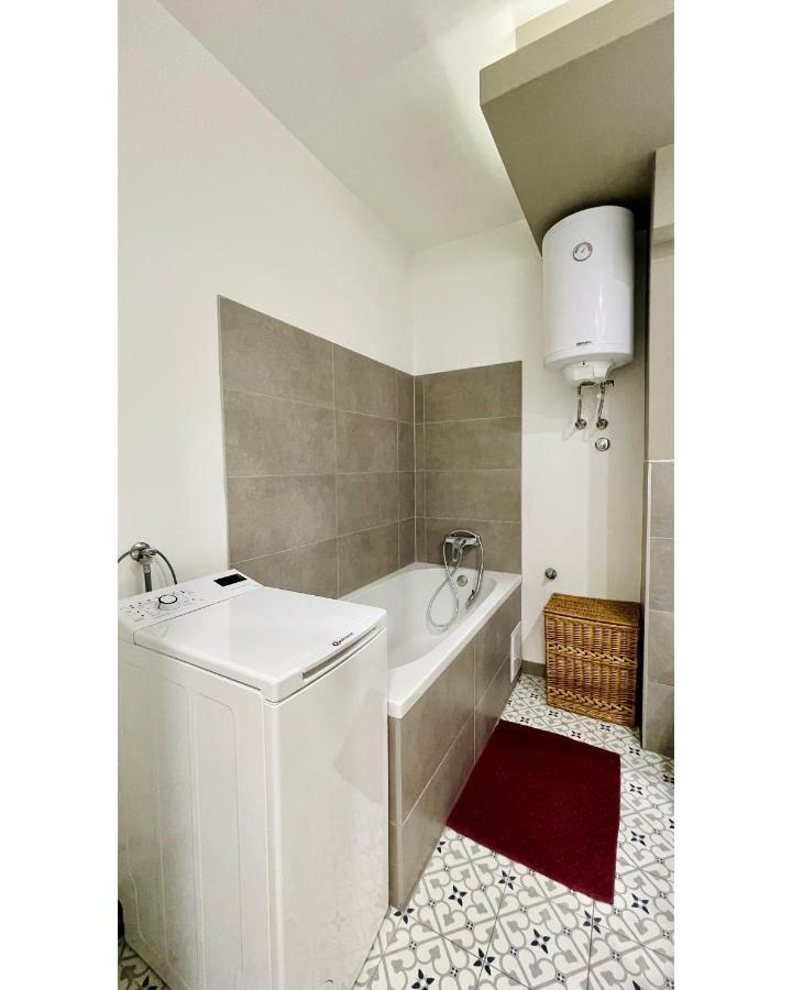 Apartman Jelena Apartment Sremska Mitrovica Exterior photo